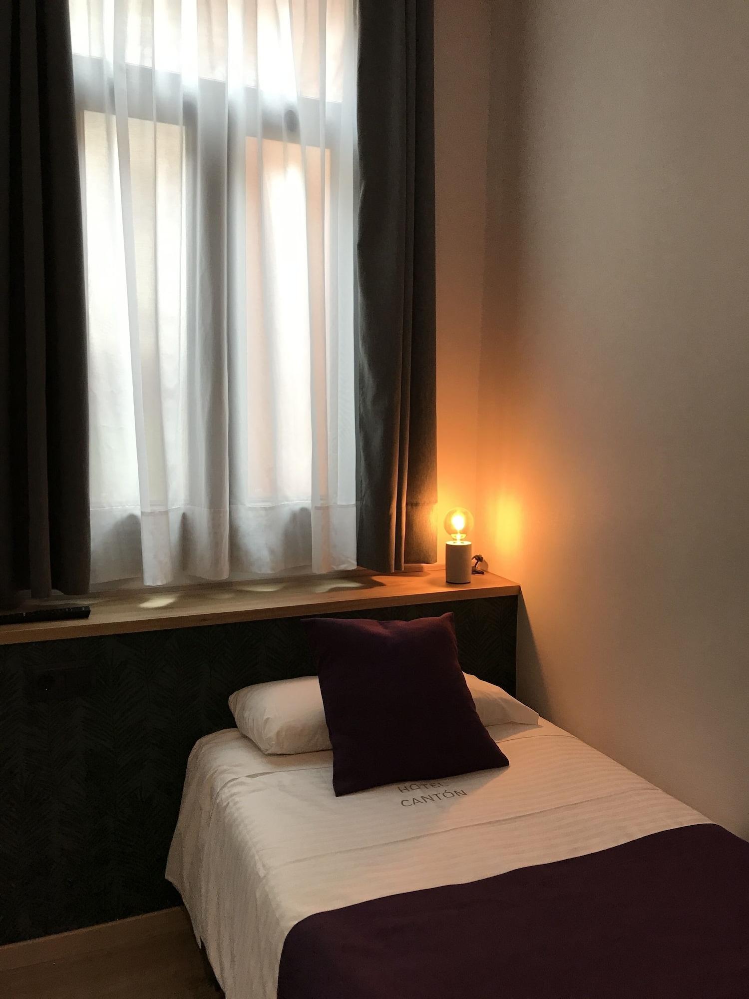 Hotel Canton Barcellona Esterno foto